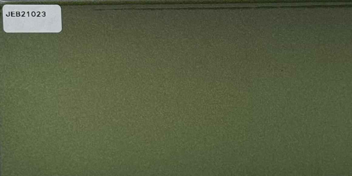 JEB21023